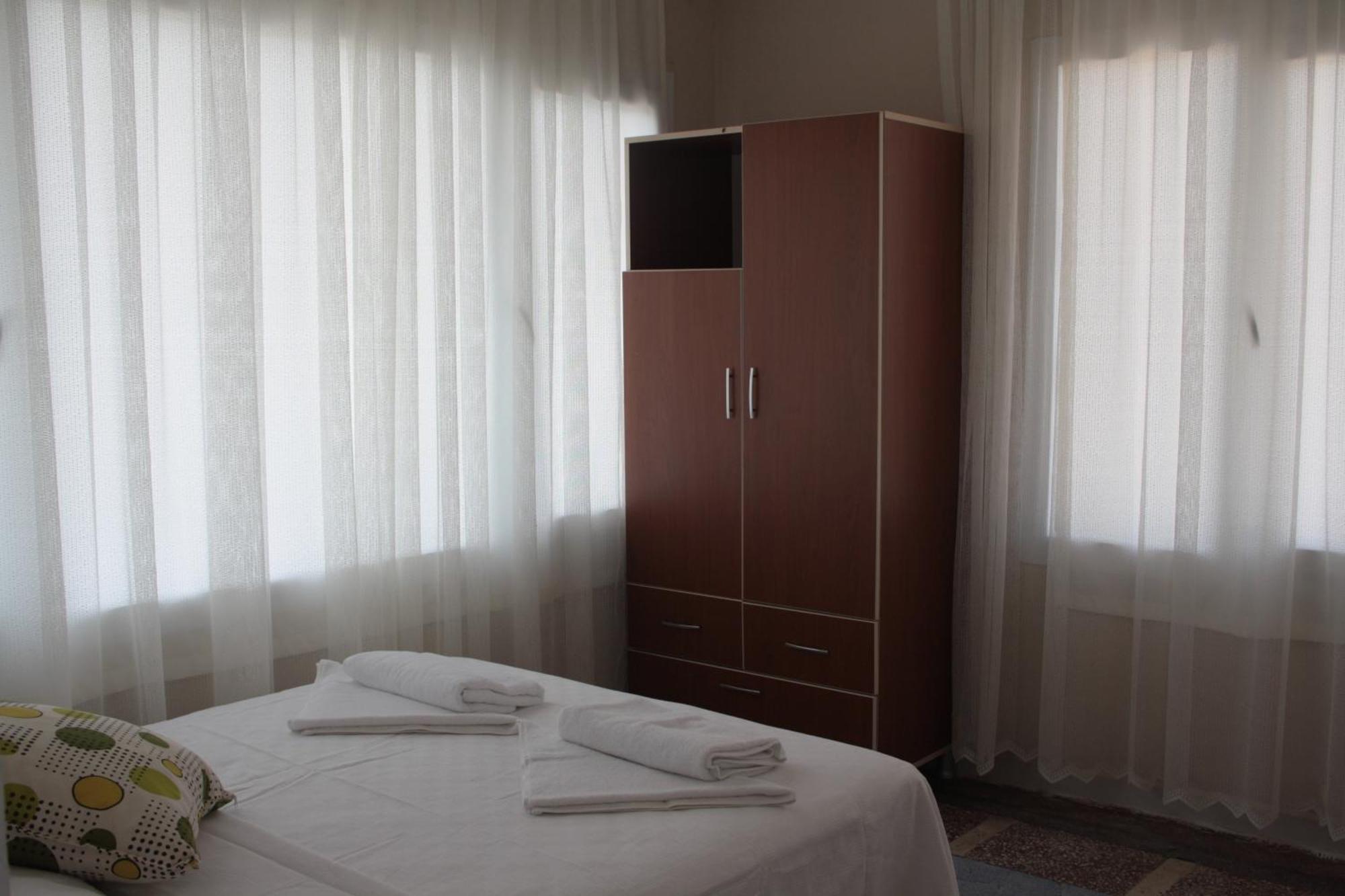 Tunc Hotel Аявали Стая снимка